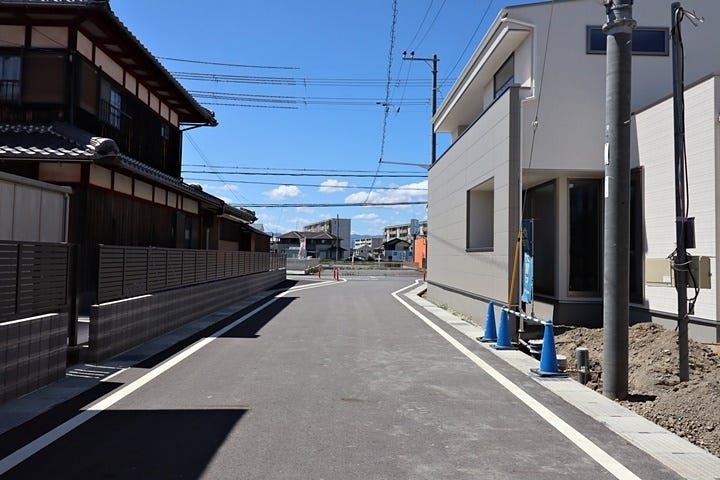 前面道路含む現地写真