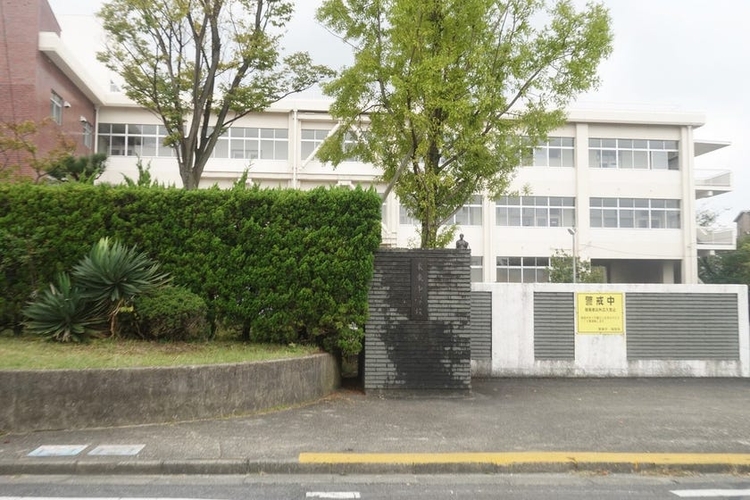 栗東中学校